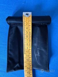 Bustina Thierry Mugler nera