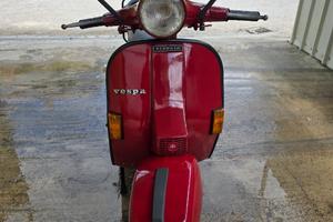 Vespa PX 125 cc del 1981 - Colore Rosso