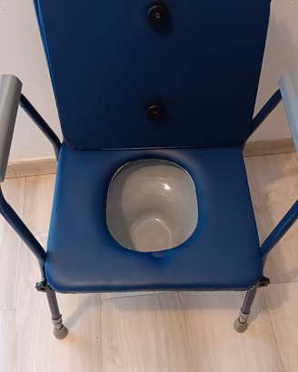 Comodina nuova