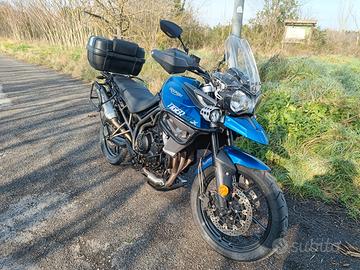 Triumph Tiger 800