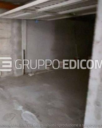 Garage, Pavia.