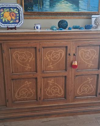 Mobili di Alto Pregio in legno massello