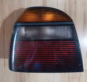 Fanale posteriore Volkswagen Golf 3 GTI Hella Blac