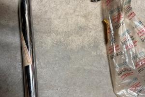 Moto Guzzi serie piccola collettore T19D dx Nuovo