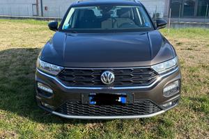 Volkswagen T-Roc 1.6