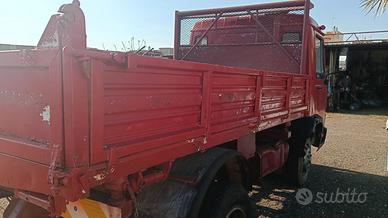 Cassone ribaltabile x 50.10 iveco