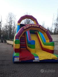 SCIVOLO GONFIABILE - tema arcobaleno