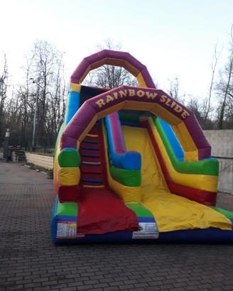 SCIVOLO GONFIABILE - tema arcobaleno