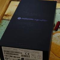 Motorola Signature Martini Olive 16GB RAM + 512GB