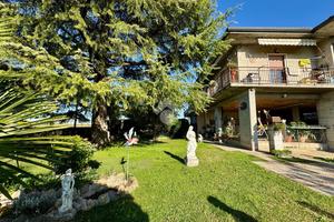 CASA SEMINDIPENDENTE A SOMMACAMPAGNA