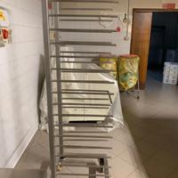 CARRELLO PORTATEGLIE