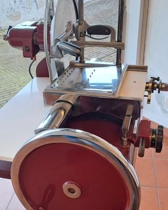affettatrice tipo berkel automatica