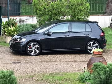 Golf GTI PERFORMANCE 2.0 245 cv
