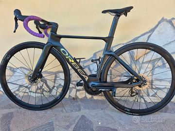 bicicletta orbea orca aero anno 2024