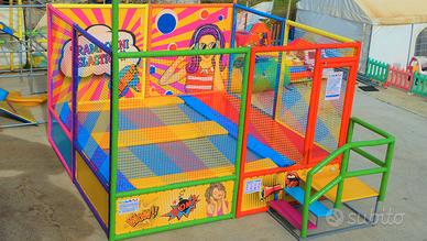 Tappeto Elastico Professionale per Parchi Gioco