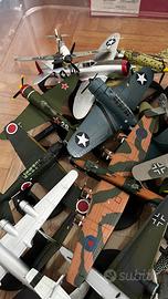 Modellini di aerei militari
