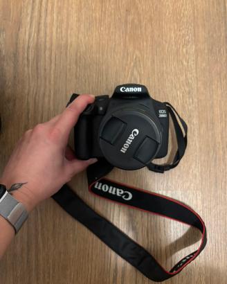 Canon EOS 2000D