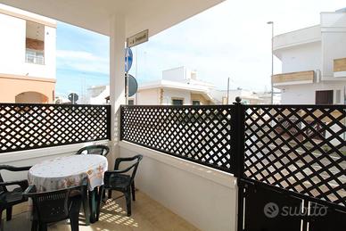 Casa vacanza LU.GI in centro a Torre San Giovanni