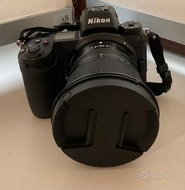 FOTOCAMECA MIROLESS NIKON AZ7 CON OBIETTIVO NIKKOR