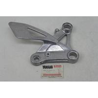 SUPPORTO PEDANA ANTERIORE DESTRA YAMAHA TZR 125 R