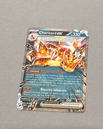 Carta pokeimon charizard ex