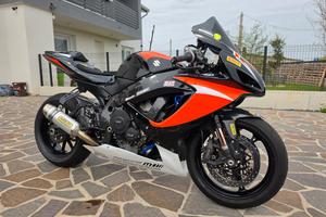 Suzuki gsx r 750 k7 solo uso pista