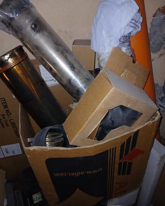 vari tubi in acciaio