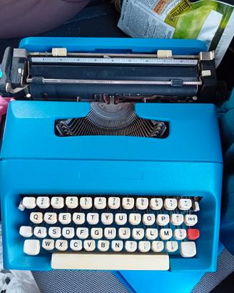 Macchina da scrivere Olivetti Nom-354-I