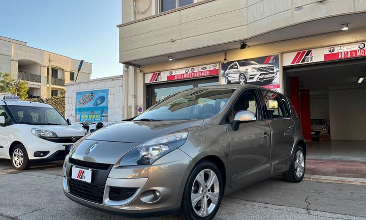 RENAULT Scénic X-Mod 1.5 dCi 110 CV Luxe