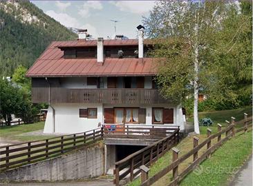 Immobile in asta di 54 m² con box auto a Auronzo d