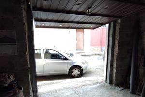 Casa indipendente con garage e giardino