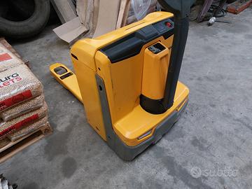 transpallet elettrico jungheinrich 