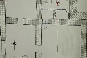 Locale di circa 90 mq in pieno centro, i