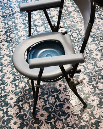 comoda sedia wc per anziani 