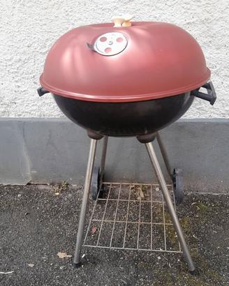 Barbecue trasportabile richiudibile a carbonella o