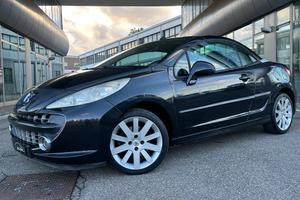 PEUGEOT 207 1.6 HDi 110CV CC Féline