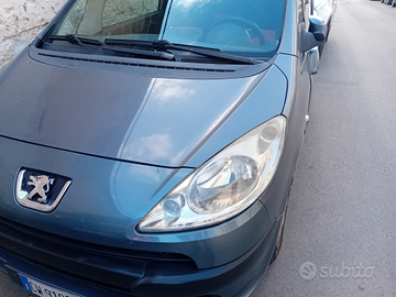 Peugeot 1007