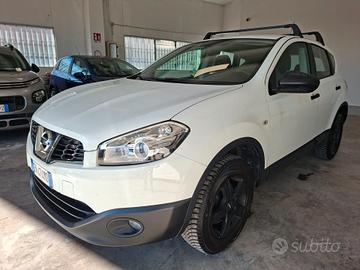 Nissan Qashqai 1.5 dCi / CINGHIA FATTA