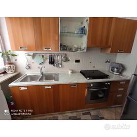 CUCINA LINEARE COLOR CILIEGIO SCAVOLINI CON ELETTR