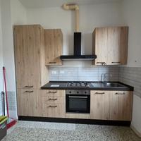 Cucina semi-nuova Mondo Convenienza completa 280cm
