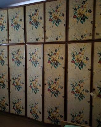 Mobili e complementi d’arredo vari
