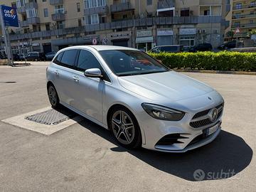 MERCEDES B180D AMG PREMIUM
