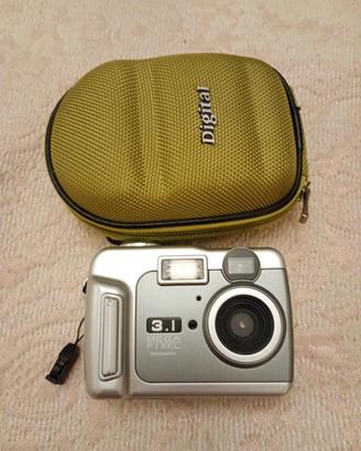 Fotocamera 3.1MP Y2K + Custodia - Come Nuova