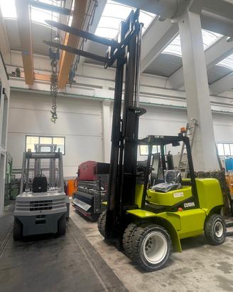 Carrelli elevatori/ Muletti diesel