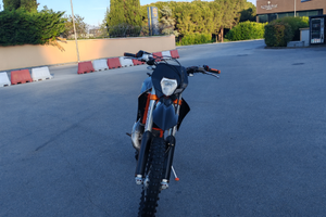 Ktm exc 125 six days