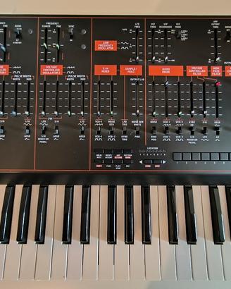 Behringer odyssey 