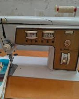 Macchina x Cucire Singer 720