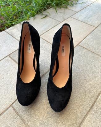 Scarpe pelle scamosciata nere Guess