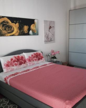 Testiera letto con contenitori