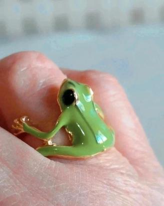 anello a forma di ranocchia 